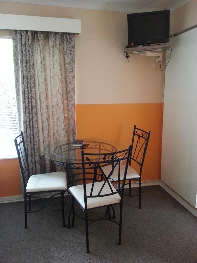 Boer En Brit Self Catering Accommodation Guesthouse Ladysmith Exterior foto